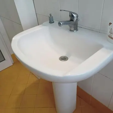 Monolocale Vicino Metro Libia Apartment *