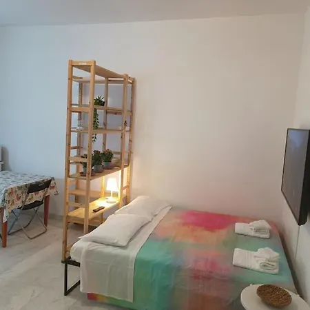 Monolocale Vicino Metro Libia Apartment Rome
