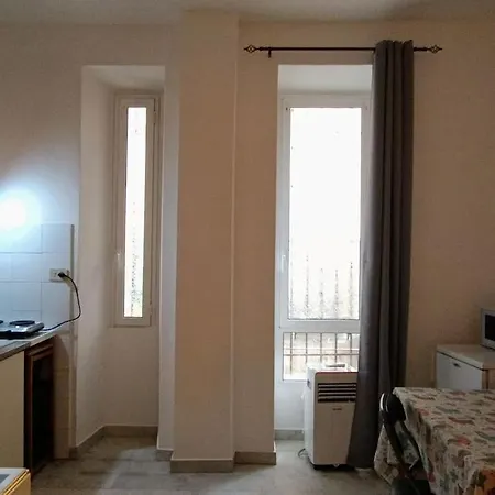 Monolocale Vicino Metro Libia Apartment Rome