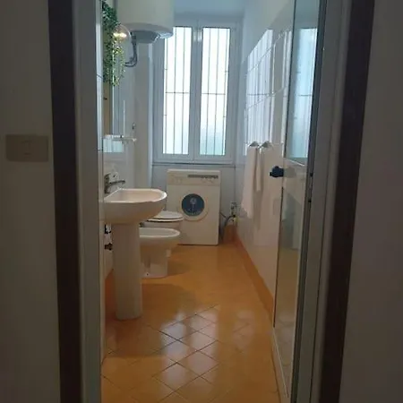 Monolocale Vicino Metro Libia